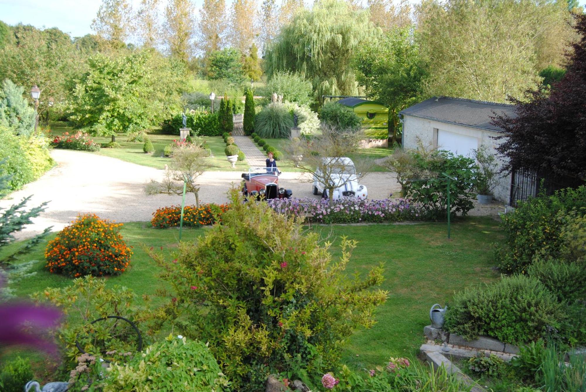 Les Insolites Du Grand Logis Marchais  Εξωτερικό φωτογραφία