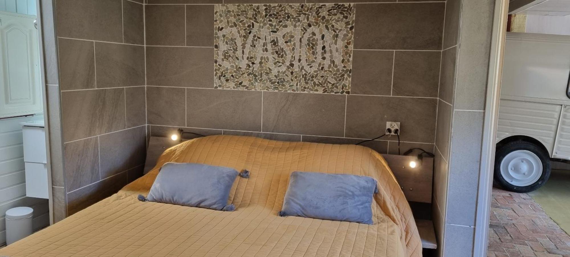 Les Insolites Du Grand Logis Marchais  Δωμάτιο φωτογραφία
